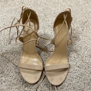 Wrap heels